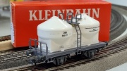 Kleinbahn 338 ÖBB Güterwagen mit Entladung durch Druckluft, weiß H0