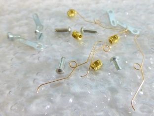 LUX 8883 Nachr�stbare Radkontakts�tze (Bausatz) H0