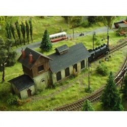 IGRA 121026 Lokschuppen Ledecko H0