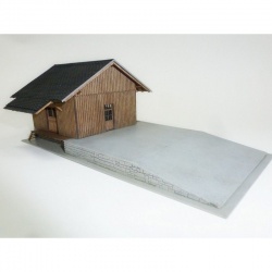 Igra 141011 G�terschuppen 8x8m H0