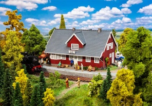 Faller 110160 Schwedischer Bahnhof H0