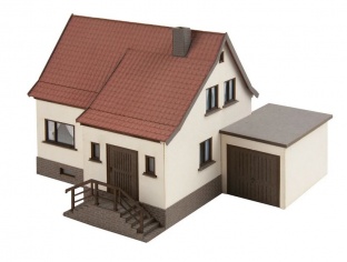 Noch 63606 Siedlungshaus mit Garage N-Spur