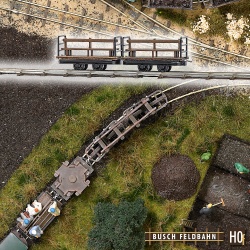 Busch 12202 Zwei Mannschaftswagen Feldbahnwagen