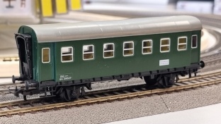 Kleinbahn 371 Bih 39627 �BB Personenwagen gr�n H0