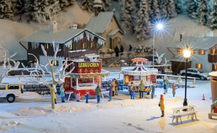 Faller 134001 2 Weihnachtsmarktbuden H0