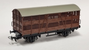 Kleinbahn 327 �BB Kleinviehtransportwagen H0