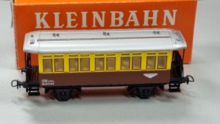 Kleinbahn 370 Lokalbahnwagen braun/gelb H0