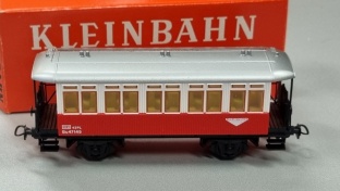 Kleinbahn 370 Lokalbahnwagen rot/wei� H0