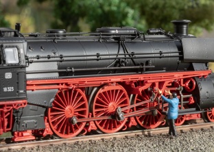 M�rklin 38323 Dampflokomotive 18 323 Sound H0 AC