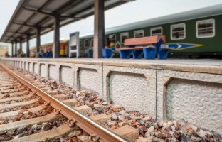 Noch 14294 Bahnsteigkanten H0