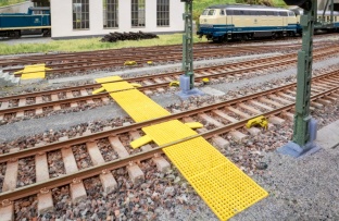 Noch 14697 Trittgitter, gelb N-Spur