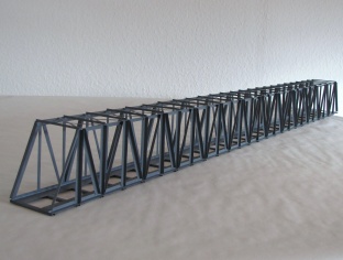Hack K117 Lange Kastenbr�cke schr�g 117 cm 1-gleisig H0