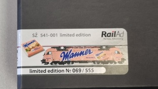 RailAd 541-001 MANNER Lok ES64U4 SZ H0