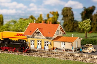 FALLER 212117 Kleinstadtbahnhof Sonnenb�hl N-Spur