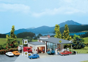 FALLER 232219 BP-Tankstelle N-Spur
